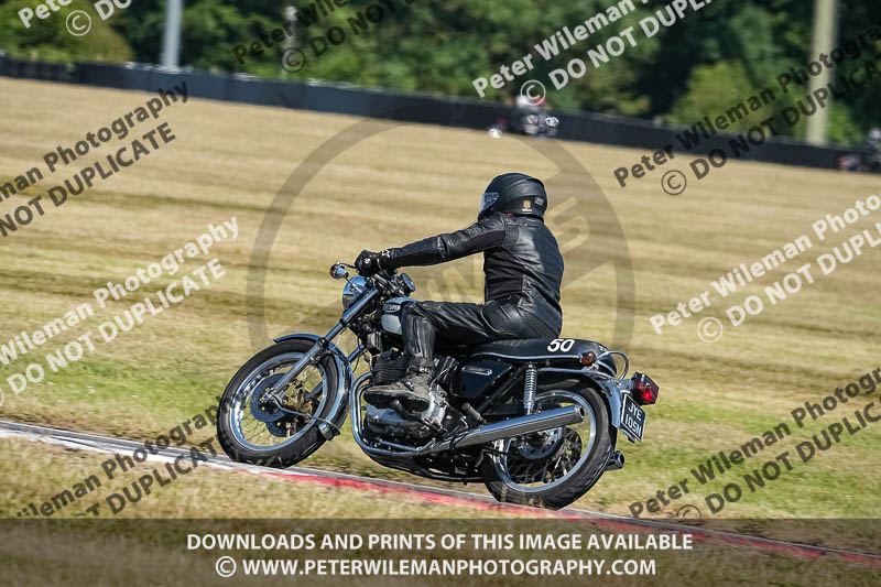 cadwell park;cadwell park photographs;cadwell trackday photographs;enduro digital images;event digital images;eventdigitalimages;peter wileman photography;racing digital images;trackday digital images;trackday photos